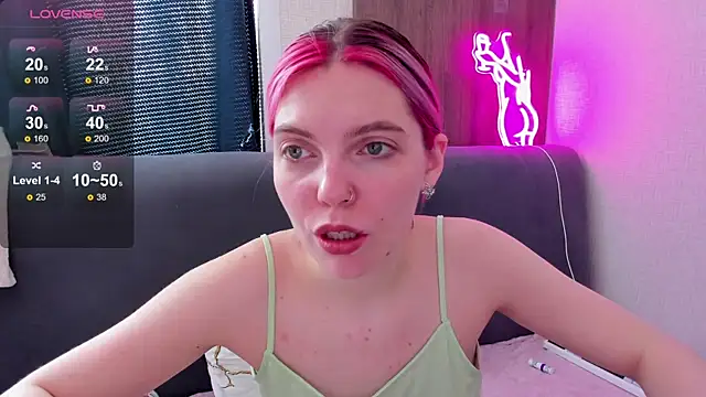 Marie Reyess online show from April 23, 4:14 am