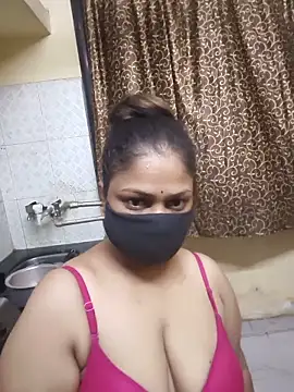 SluttySonam online show from June 14, 6:15 am