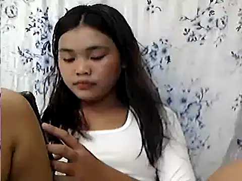 AsianPinay18 online show from April 26, 5:05 am