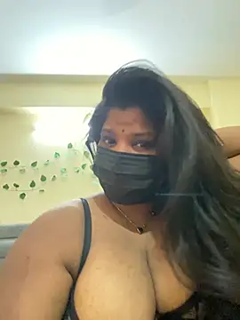 Snapshot of Shalu_naughty69 chatting on May 26, 3:46 am Shalu naughty69 online show from May 26, 3:46 am