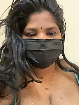 Snapshot of Shalu_naughty69 chatting on May 31, 3:58 am Shalu naughty69 online show from May 31, 3:58 am