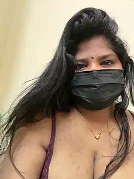 Snapshot of Shalu_naughty69 chatting on June 1, 3:41 am Shalu naughty69 online show from June 1, 3:41 am