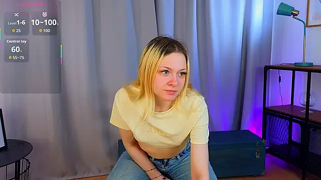 OliviaCaffery online show from May 14, 4:14 pm
