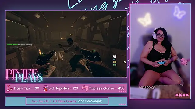 Snapshot of PixieePlays chatting on April 13, 3:12 am PixieePlays online show from April 13, 3:12 am