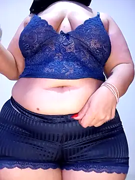 Snapshot of Sexy_yassimna chatting on May 11, 2:56 pm Sexy yassimna online show from May 11, 2:56 pm