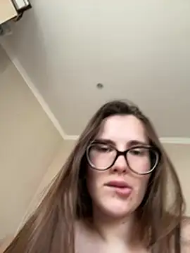 Lindasix online show from May 24, 9:36 am
