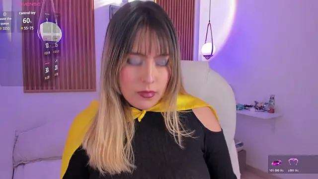 Snapshot of jenny_Dream_ chatting on July 7, 8:02 pm jenny Dream online show from July 7, 8:02 pm