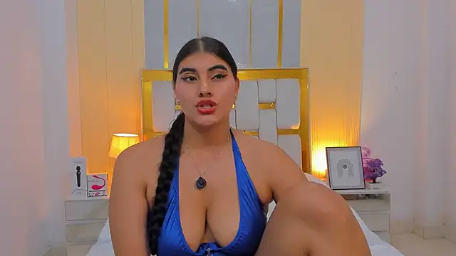 Alara Keyy online show from April 29, 9:10 pm
