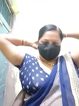 PINKI 024 online show from May 20, 5:35 am