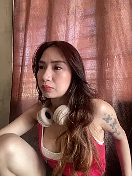 Snapshot of Aki_lee chatting on April 26, 7:39 am Aki lee online show from April 26, 7:39 am