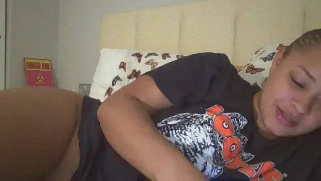 madzbailey online show from June 5, 3:57 am