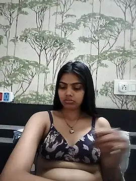 your darling577 online show from May 14, 6:42 am