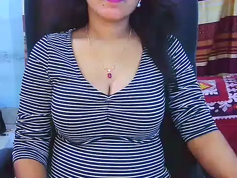 Noor Zarin online show from April 19, 1:10 pm