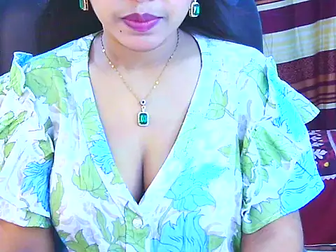 Noor Zarin online show from April 22, 5:36 pm