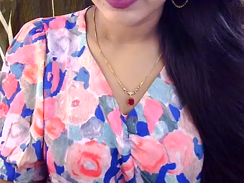 Noor Zarin online show from May 14, 2:57 pm