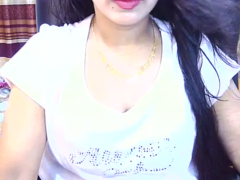 Noor Zarin online show from May 23, 7:40 pm
