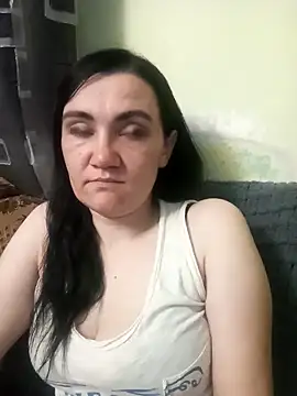 Snapshot of AlissaSecret chatting on April 3, 5:55 pm AlissaSecret online show from April 3, 5:55 pm