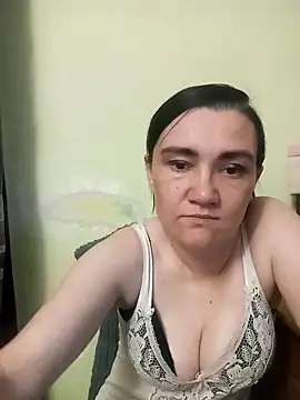 Snapshot of AlissaSecret chatting on April 7, 5:46 pm AlissaSecret online show from April 7, 5:46 pm