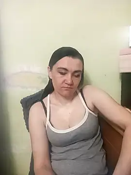 Snapshot of AlissaSecret chatting on April 8, 5:51 am AlissaSecret online show from April 8, 5:51 am