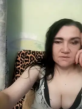 Snapshot of AlissaSecret chatting on May 2, 8:08 am AlissaSecret online show from May 2, 8:08 am