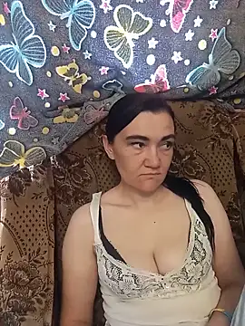 Snapshot of AlissaSecret chatting on May 29, 11:30 am AlissaSecret online show from May 29, 11:30 am