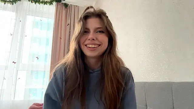 EvePerrigan online show from April 6, 1:23 pm