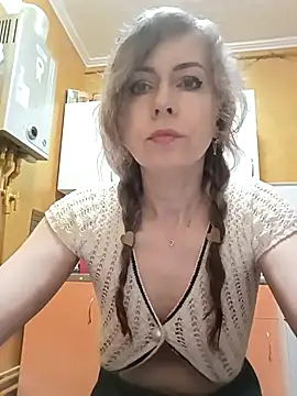 TaynaSecret online show from May 13, 8:16 pm