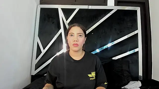 Snapshot of Daphne_cuteht chatting on April 9, 8:47 pm Daphne cuteht online show from April 9, 8:47 pm