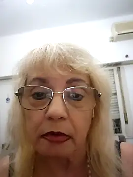 MatureElegantWidow online show from April 7, 12:44 am