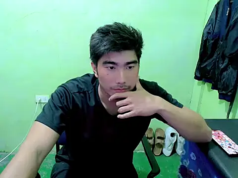 Hunkfireman online show from April 16, 4:57 am