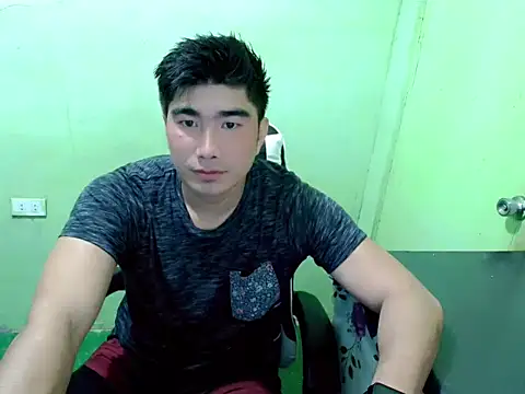 Hunkfireman online show from July 20, 11:07 pm