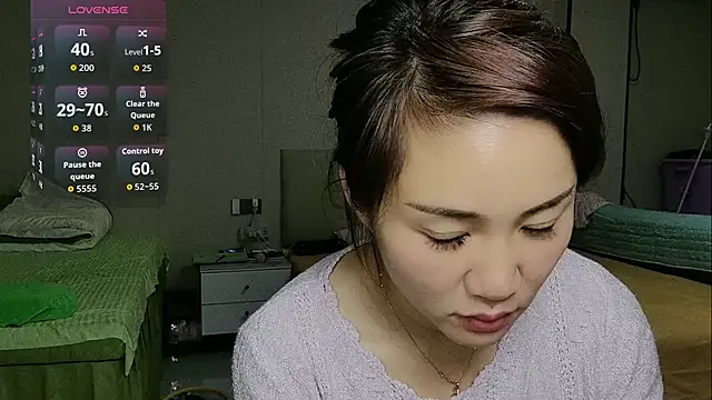 Snapshot of xizi520 chatting on April 22, 5:43 am xizi520 online show from April 22, 5:43 am