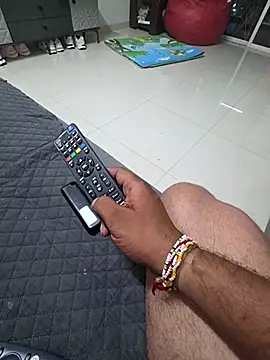 Snapshot of Meninmumbai chatting on April 8, 5:35 pm Meninmumbai online show from April 8, 5:35 pm