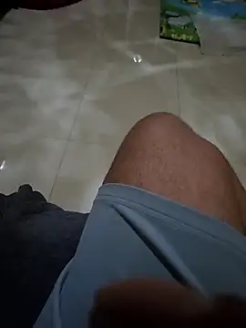 Snapshot of Meninmumbai chatting on April 9, 6:02 pm Meninmumbai online show from April 9, 6:02 pm