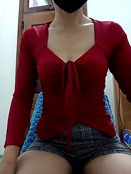 Snapshot of Mi-Kami chatting on April 7, 1:39 am Mi-Kami online show from April 7, 1:39 am