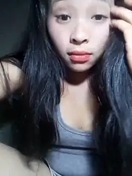 Snapshot of Liss-mimi chatting on April 16, 2:51 pm Liss-mimi online show from April 16, 2:51 pm