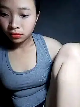 Snapshot of Liss-mimi chatting on April 19, 10:34 pm Liss-mimi online show from April 19, 10:34 pm