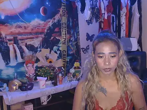 Snapshot of morena231994 chatting on May 10, 3:01 am morena231994 online show from May 10, 3:01 am