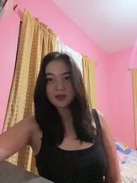 onlykays  online show from April 19, 1:10 pm