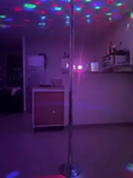 Miss35 online show from April 10, 8:46 pm