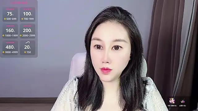 Snapshot of Eva-000 chatting on July 7, 12:31 pm Eva-000 online show from July 7, 12:31 pm