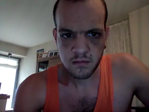 Snapshot of pig94pig chatting on April 14, 2:45 pm pig94pig online show from April 14, 2:45 pm