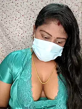 Romantic Woman online show from April 26, 6:16 pm