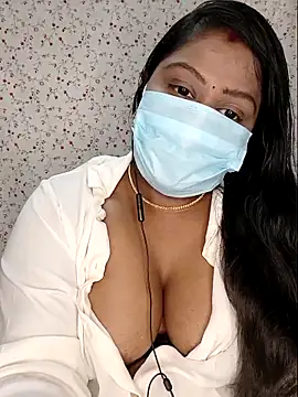 Romantic Woman online show from April 30, 5:52 pm