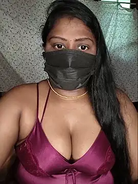 Romantic Woman online show from May 16, 6:43 am