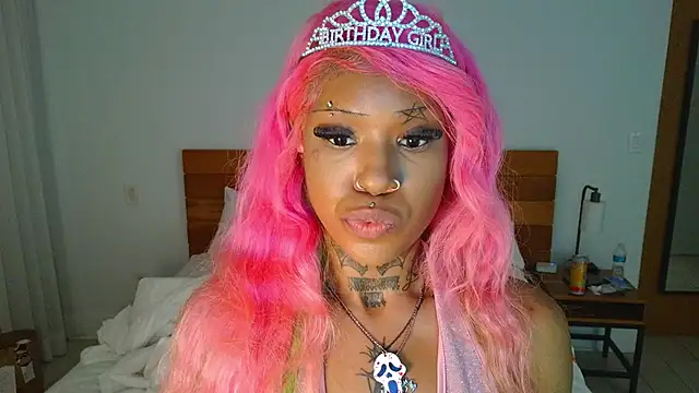 spookiebaddie online show from May 10, 3:44 am