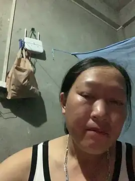 Snapshot of candy-beo chatting on May 7, 1:27 pm candy-beo online show from May 7, 1:27 pm