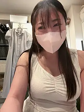 Snapshot of hiyori_hiyochan chatting on July 20, 12:07 pm hiyori hiyochan online show from July 20, 12:07 pm