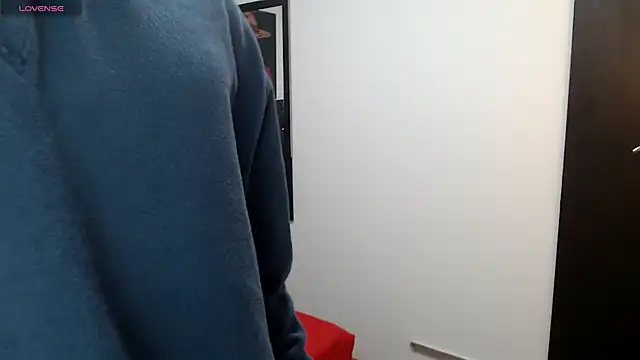 Snapshot of billy_wild chatting on May 15, 11:17 am billy wild online show from May 15, 11:17 am