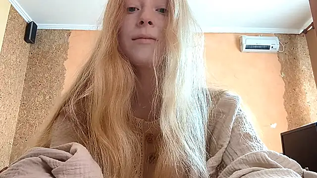 KateVibe 01 online show from May 13, 10:38 pm